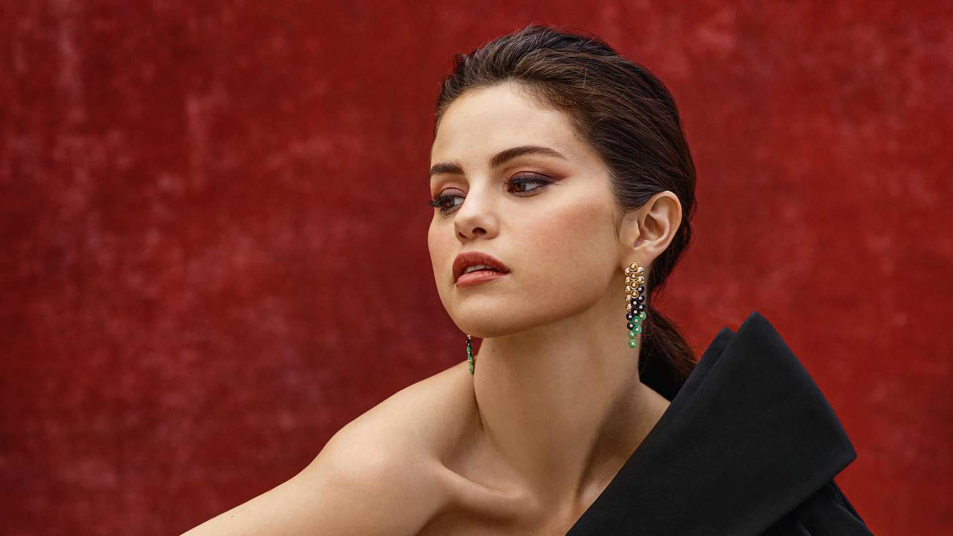Selena Gomez Wallpaper