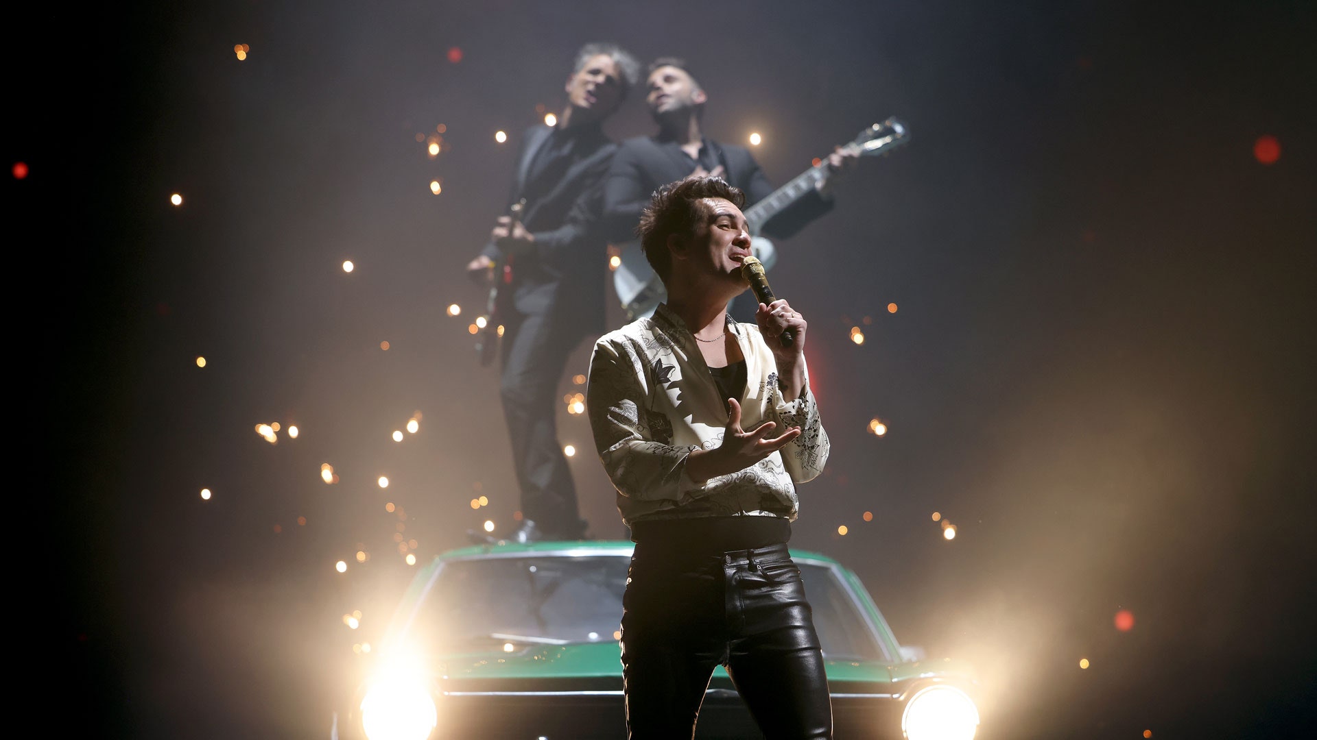 panic at the disco wallpaper