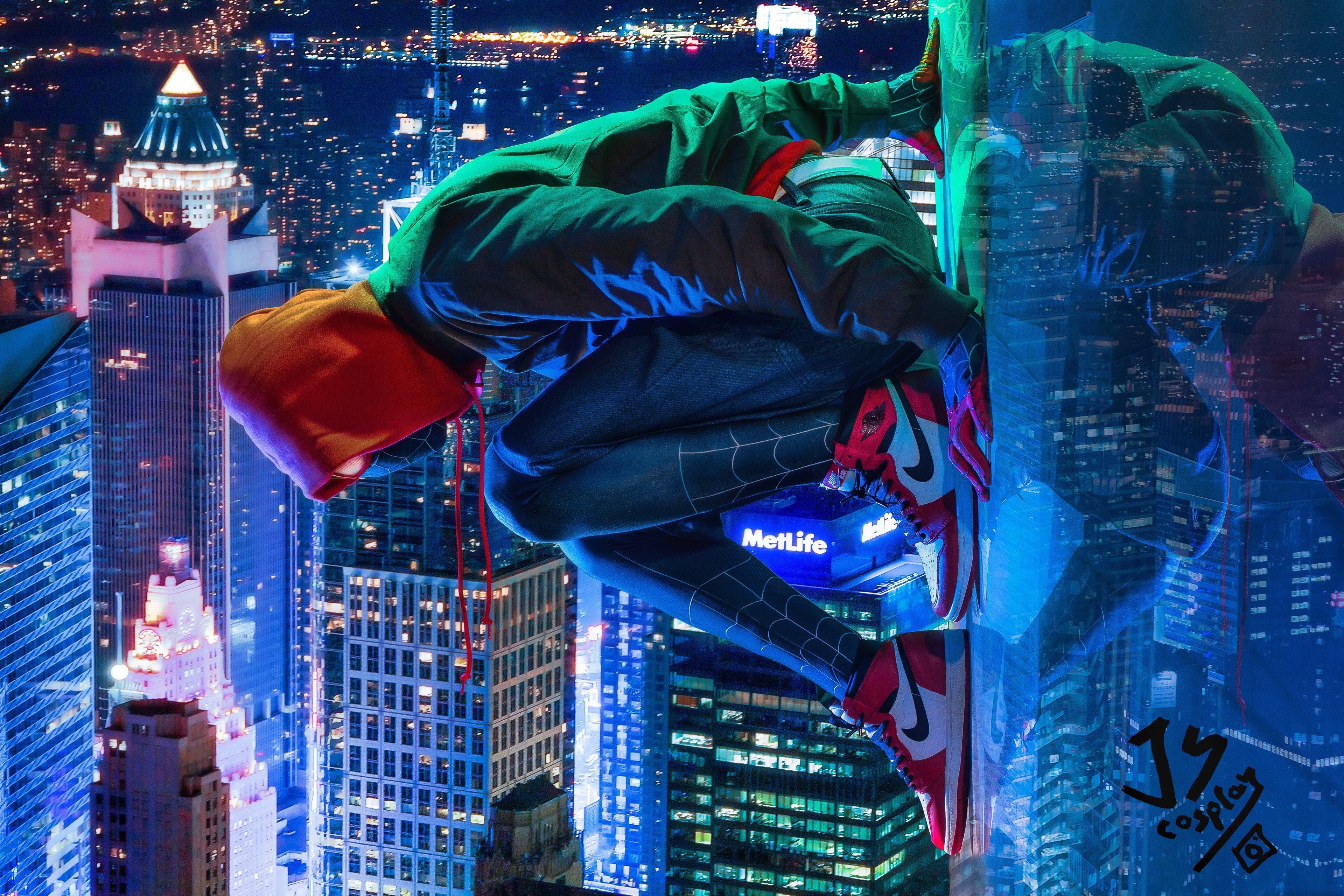 spider verse wallpaper