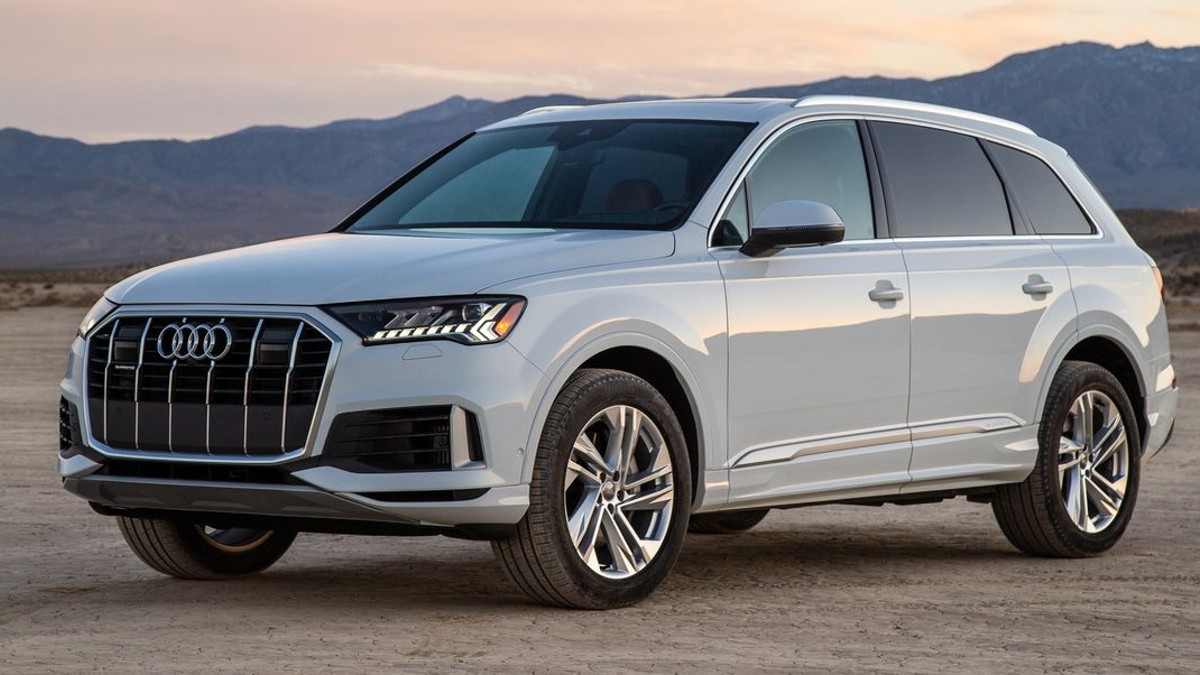 Audi Q7 2023 Wallpaper