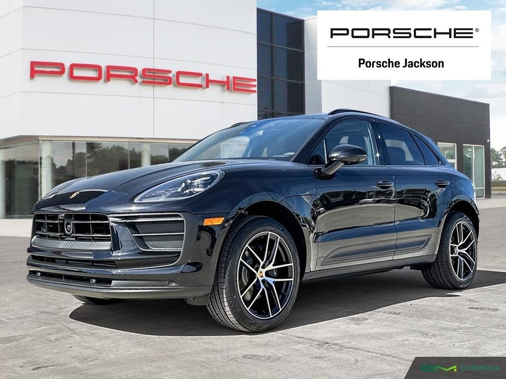 Porsche Macan 2023 Wallpaper