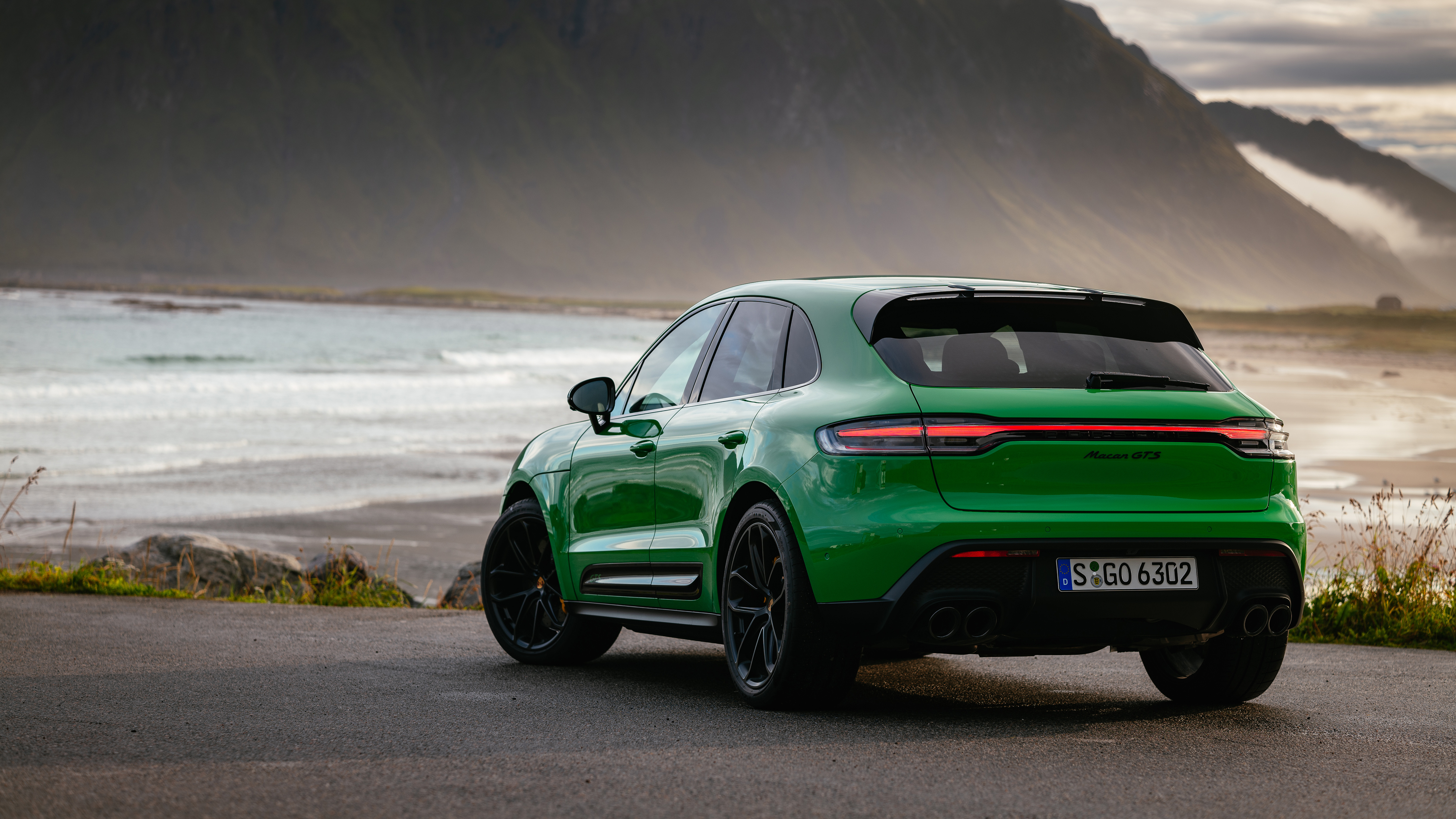 Porsche Macan 2023 Wallpaper