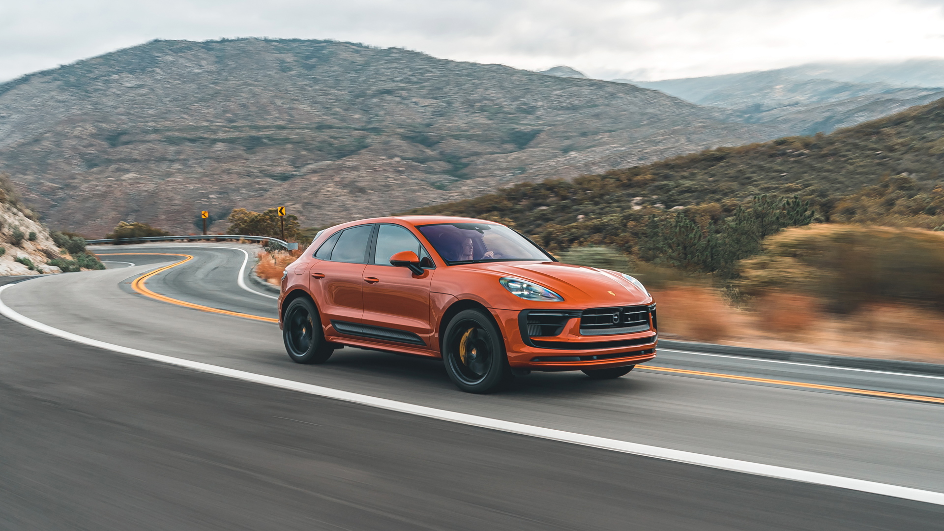 Porsche Macan 2023 Wallpaper