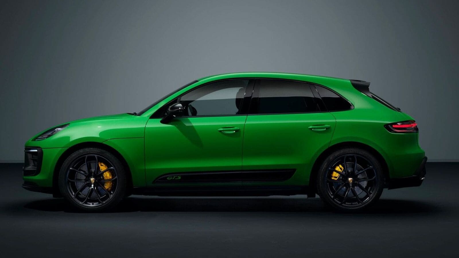 Porsche Macan 2023 Wallpaper