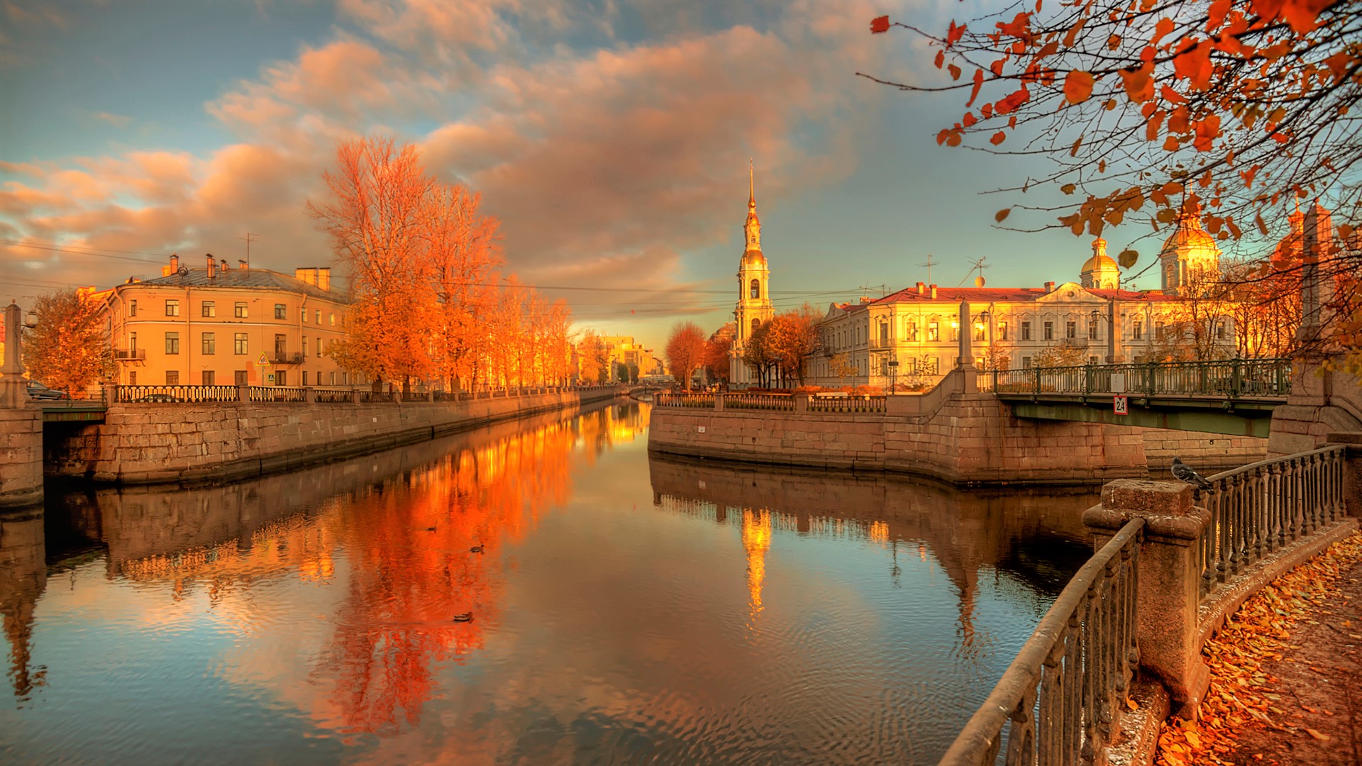 Saint Petersburg Wallpaper