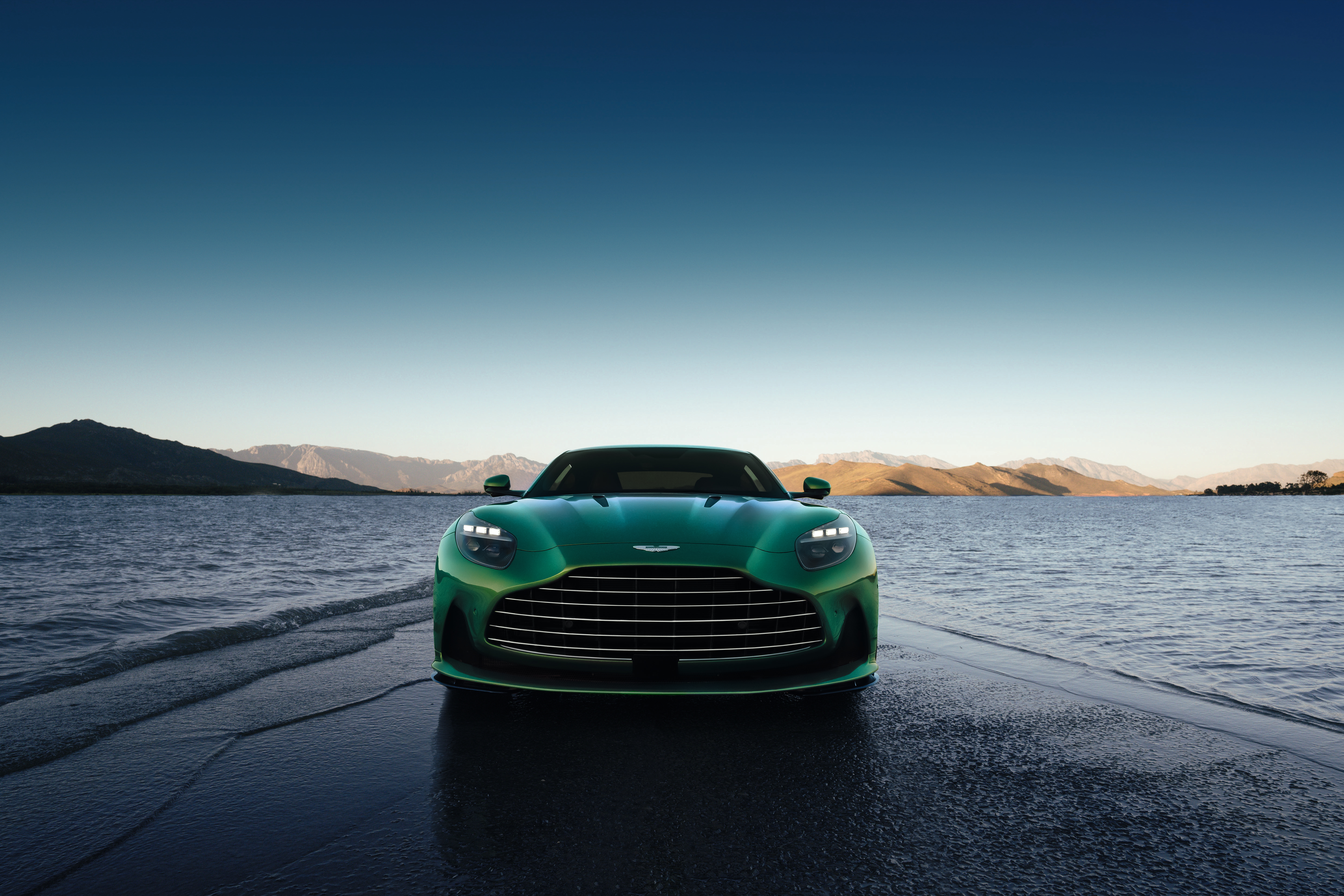 Aston Martin Wallpaper