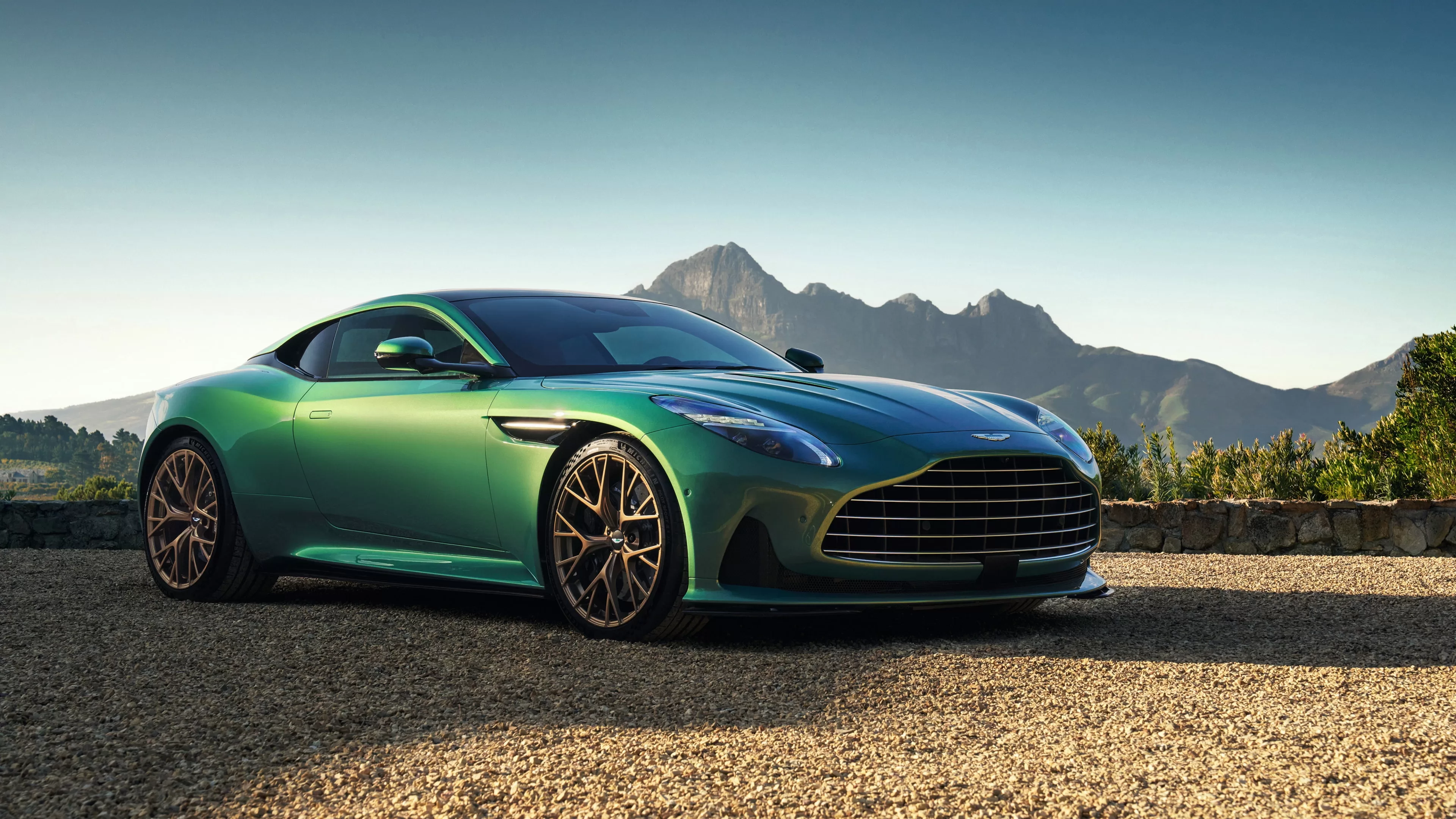 Aston Martin Wallpaper